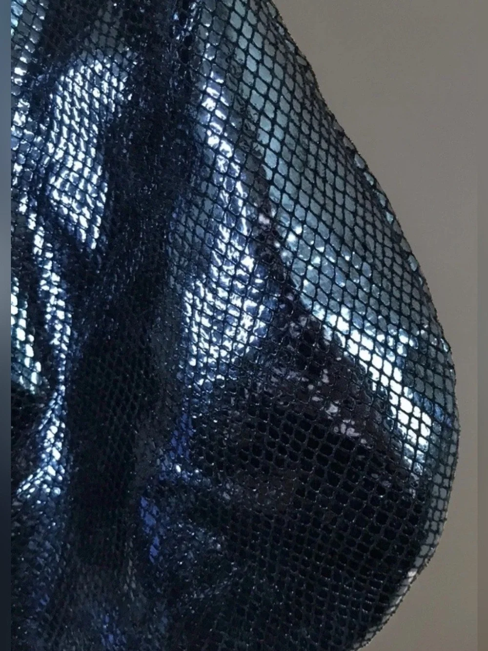 Badgley Mischka Leather Satchel Blue Black Iridescent Bag Snake Skin Style Tote